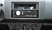 Der skulle en ny radio til, da stelbanerne var g�et i den anden.